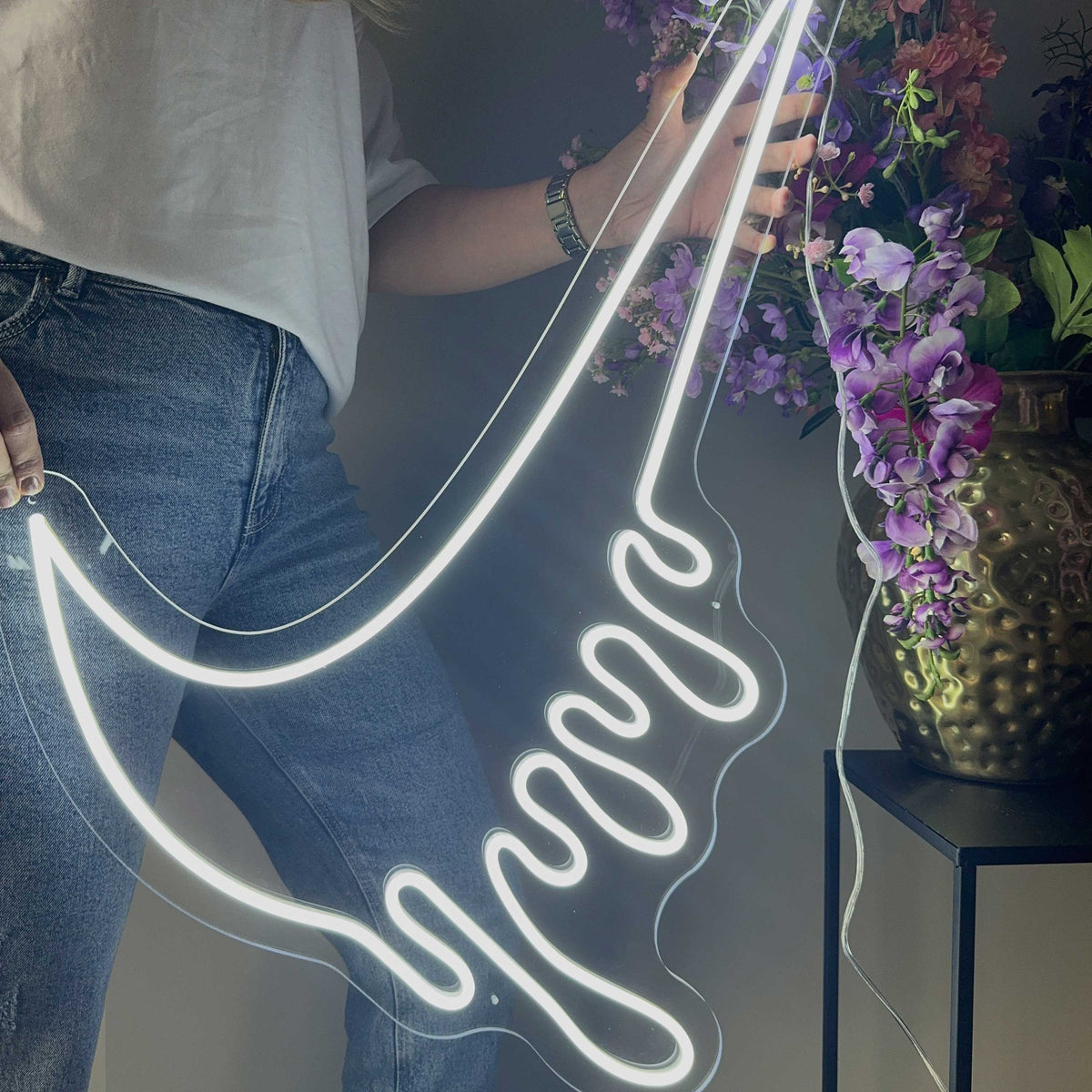 Neon Sign Nike Drip