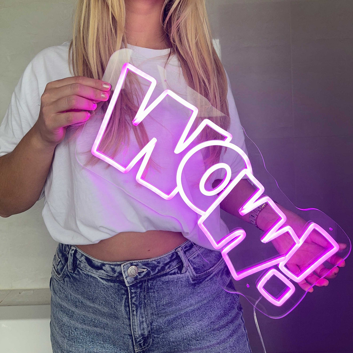 Neon Sign Wow!
